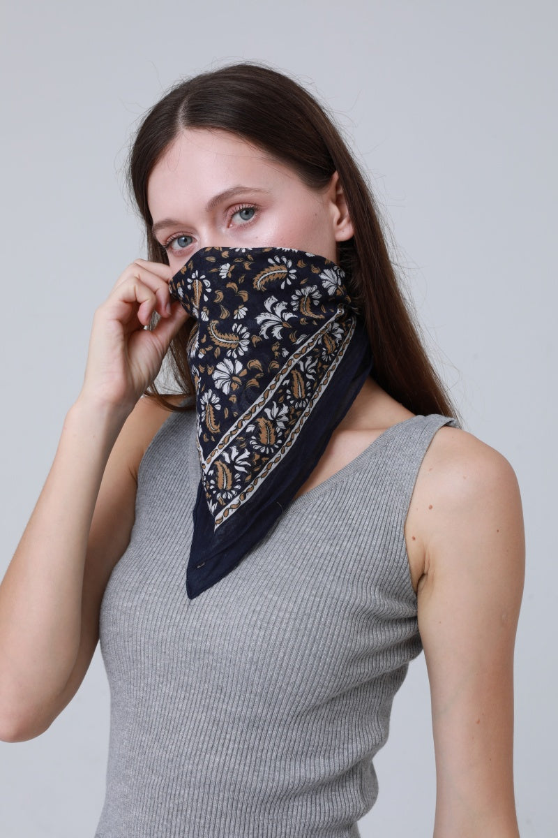 Printed Square Bandanas – Versatile Hair & Neck Scarf Set 🌸🧣