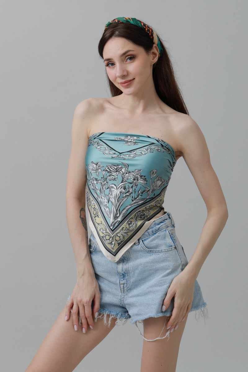 Floral Tulip Scarf – Silk-Style Square Neckkerchief 🌷✨