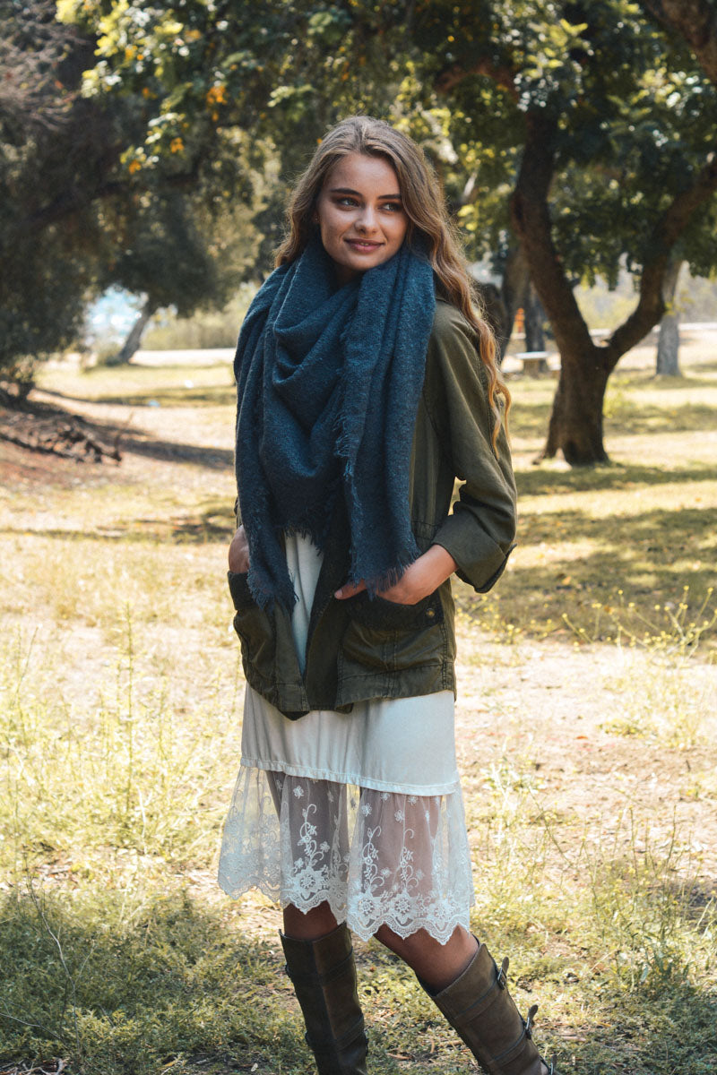 Luxury Mohair Square Scarf – Cozy & Elegant Wrap ❄️🧣