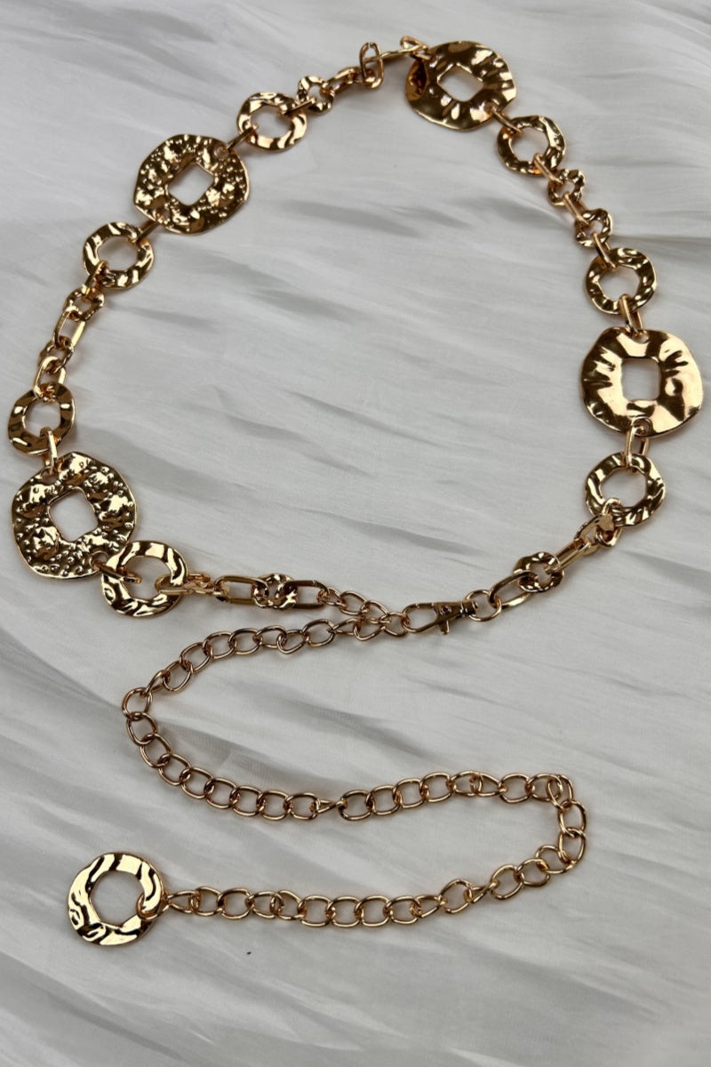Hollow-Out Disc Waist Chain – Lightweight Metal Accent 🥗