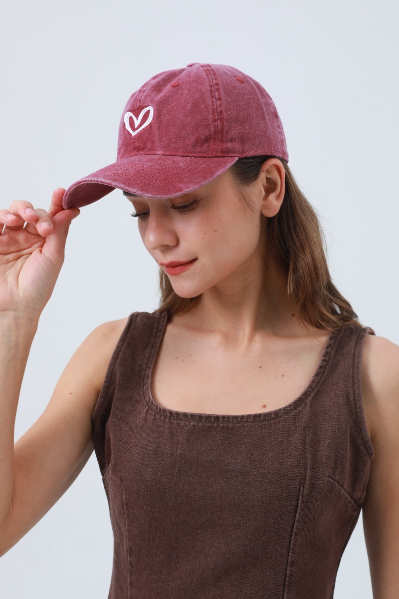 Heart Embroidered Washed Baseball Cap – Adjustable &amp; Vintage ⚾❤️