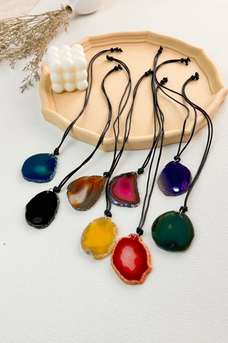 Raw Gemstone Pendant Necklace – Organic &amp; Irregular Stone 💎
