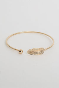 Chic Silver Feather Cuff Jewelry