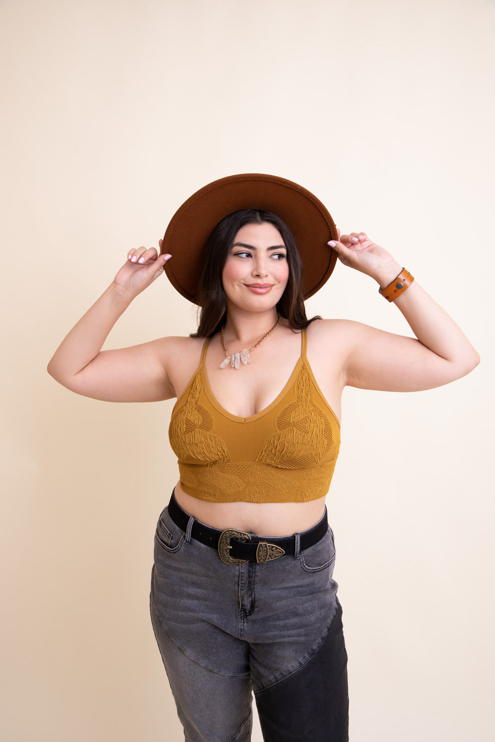https://www.letocollection.com/cdn/shop/products/curvy-seamless-padded-textured-brami-plus-mustard-cute-445.jpg?v=1659132074